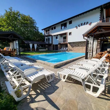 Family Bunara Guest house